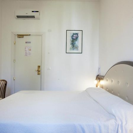 Hotel Amalfi Милан Экстерьер фото